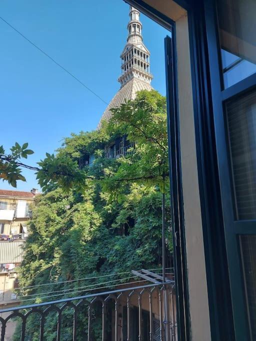 Appartamento Sotto La Mole Antonelliana Торино Екстериор снимка